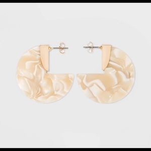 Acrylic geometric ivory gold hoop earrings